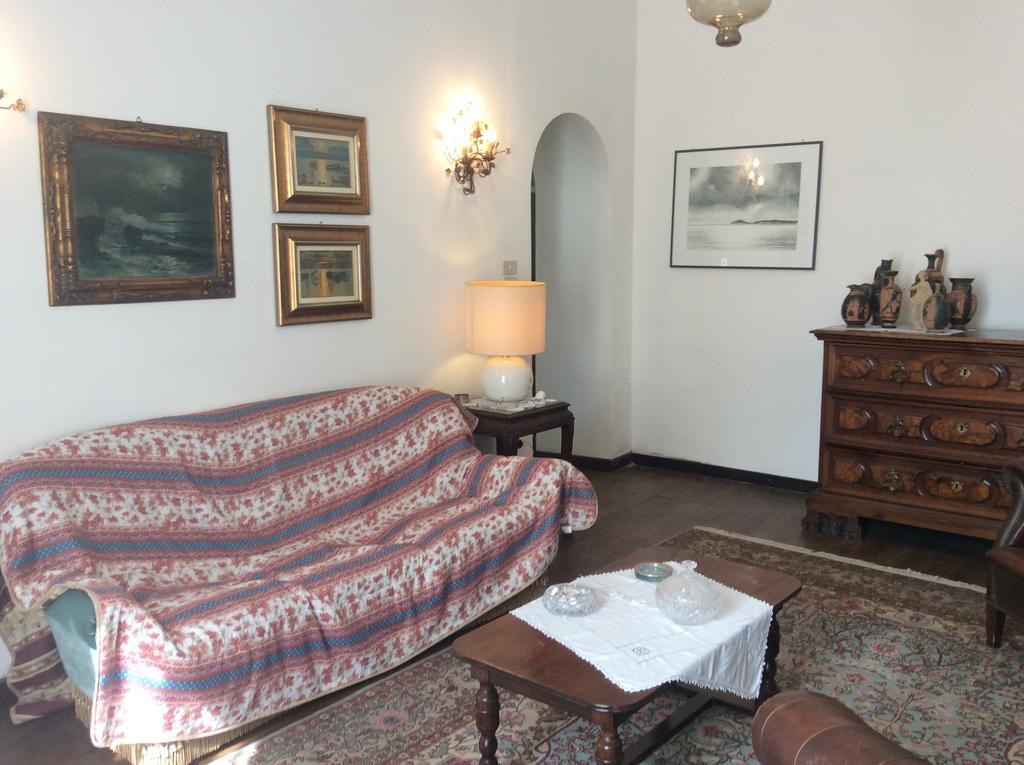 Villa Ruscone Lasnigo Exteriör bild